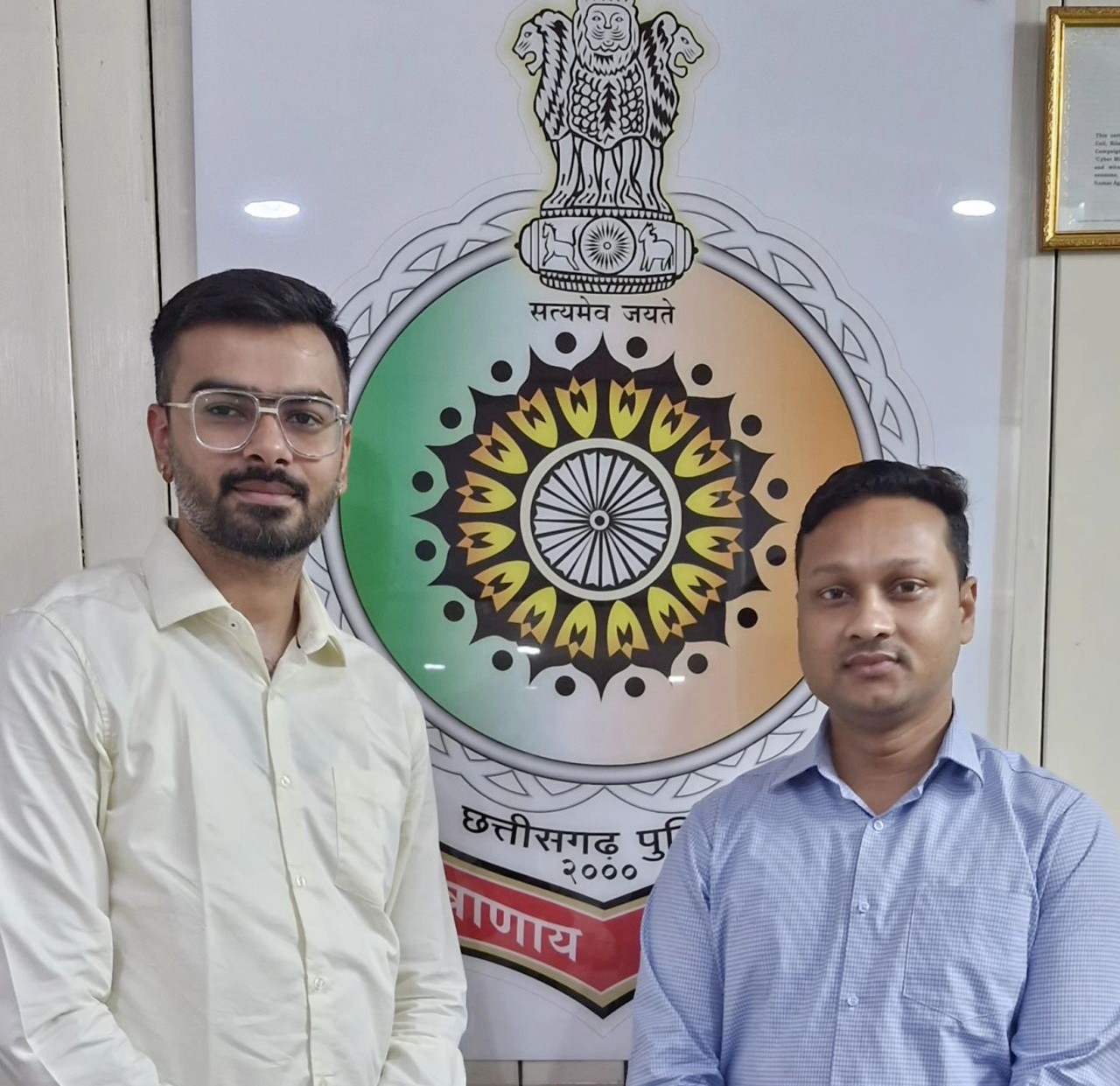 With Shri Manoj Naik — Hackshade Technologies